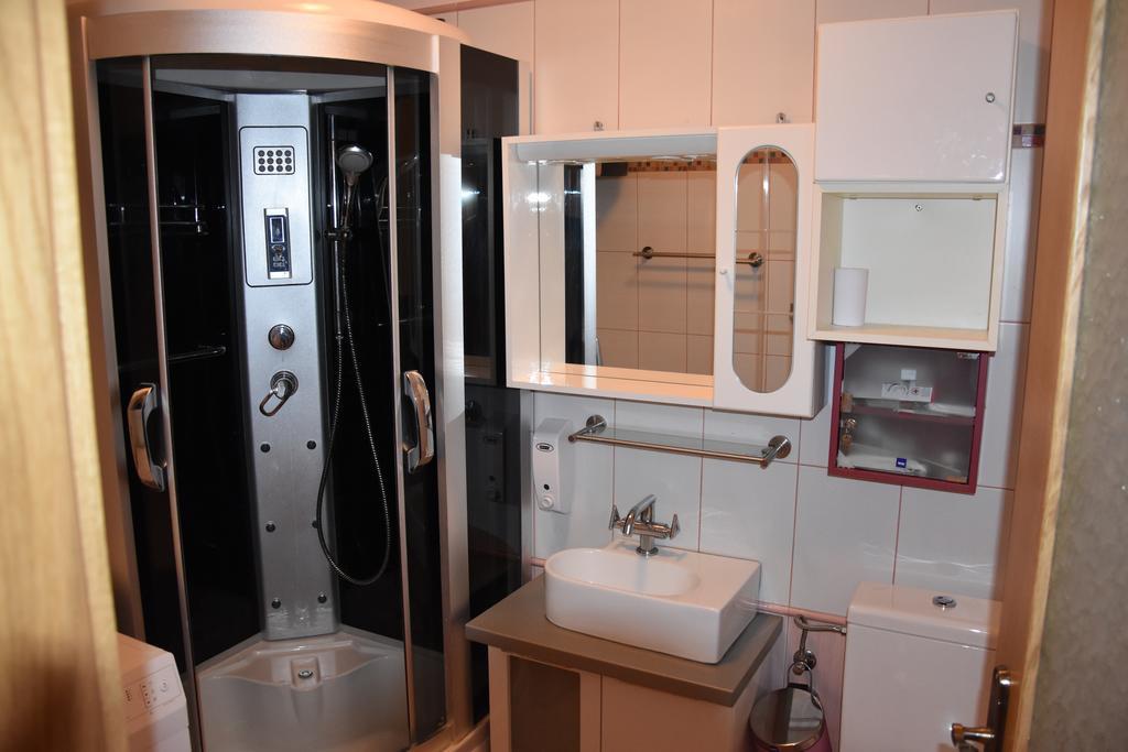 Malinska Center Apartment Eksteriør billede