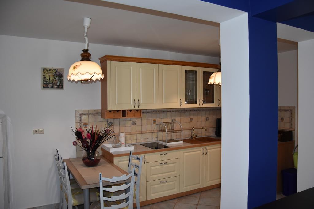 Malinska Center Apartment Eksteriør billede