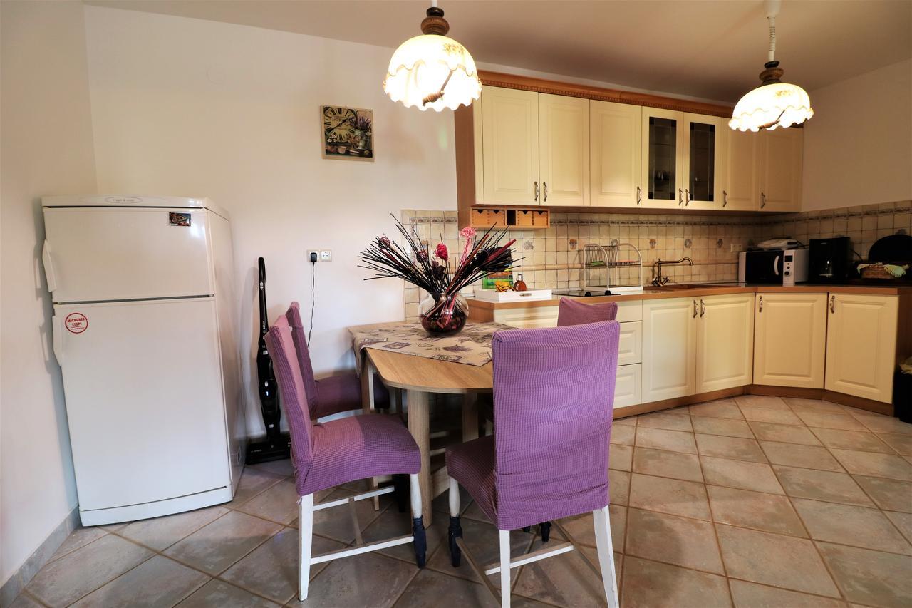 Malinska Center Apartment Eksteriør billede