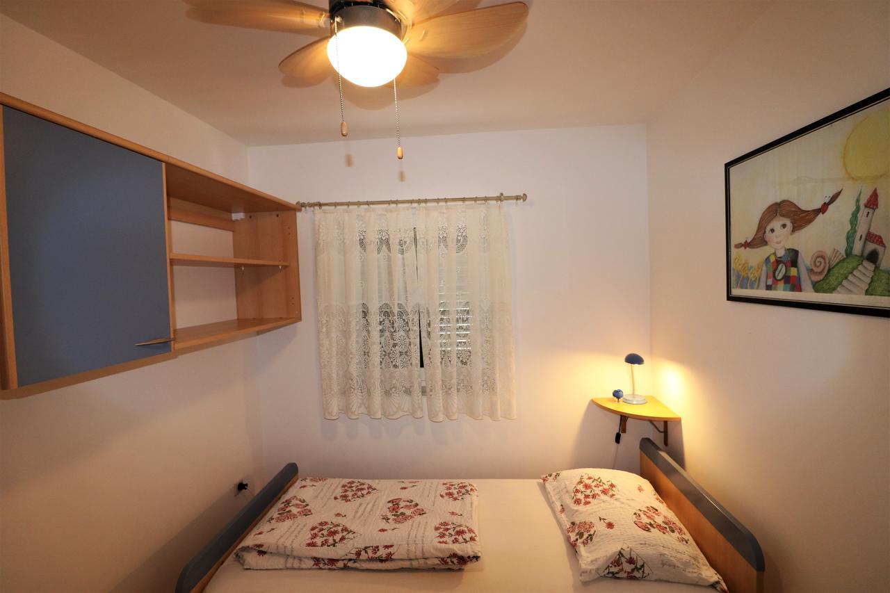 Malinska Center Apartment Eksteriør billede