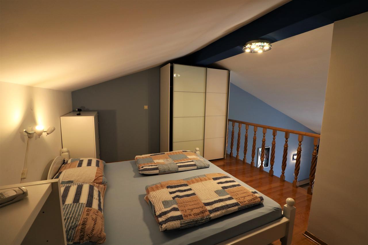 Malinska Center Apartment Eksteriør billede