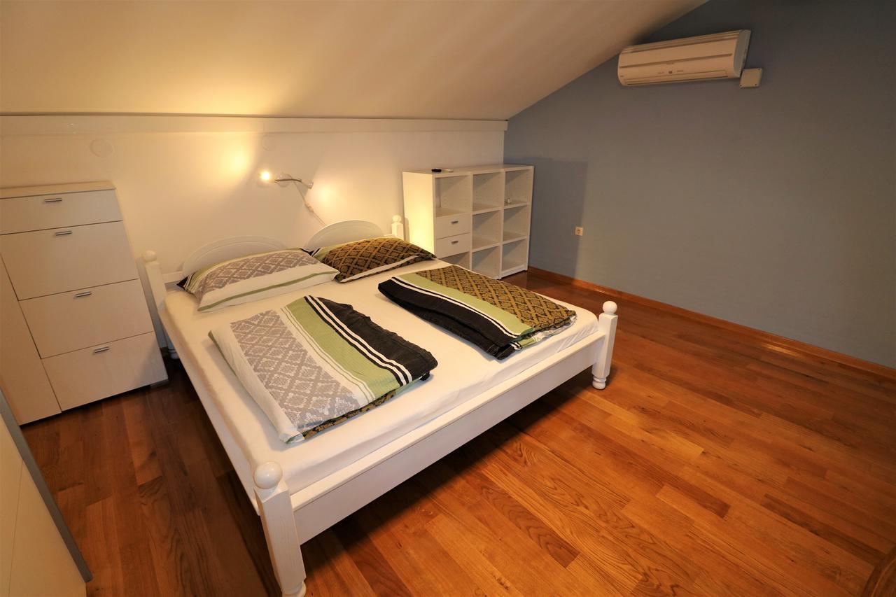 Malinska Center Apartment Eksteriør billede