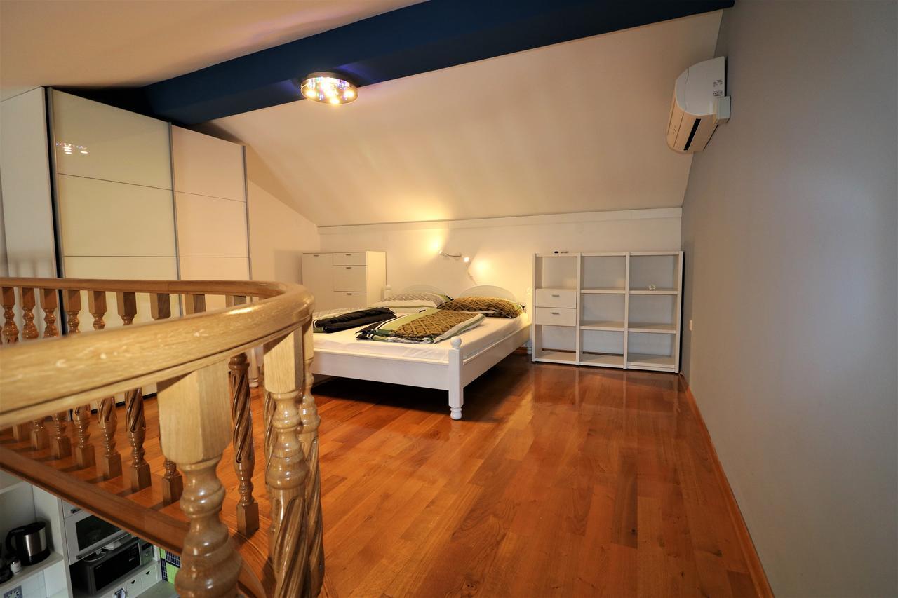 Malinska Center Apartment Eksteriør billede